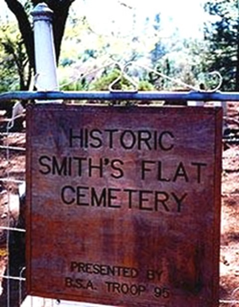 smith-flat-cemetery-sign.jpg