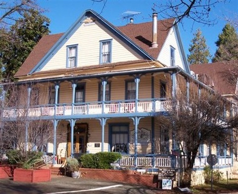 image of the American River Inn